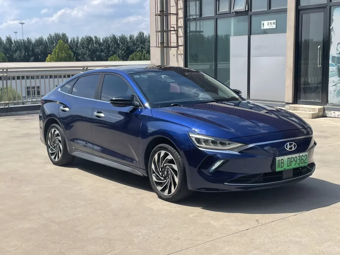 Hyundai Lafesta pure electric