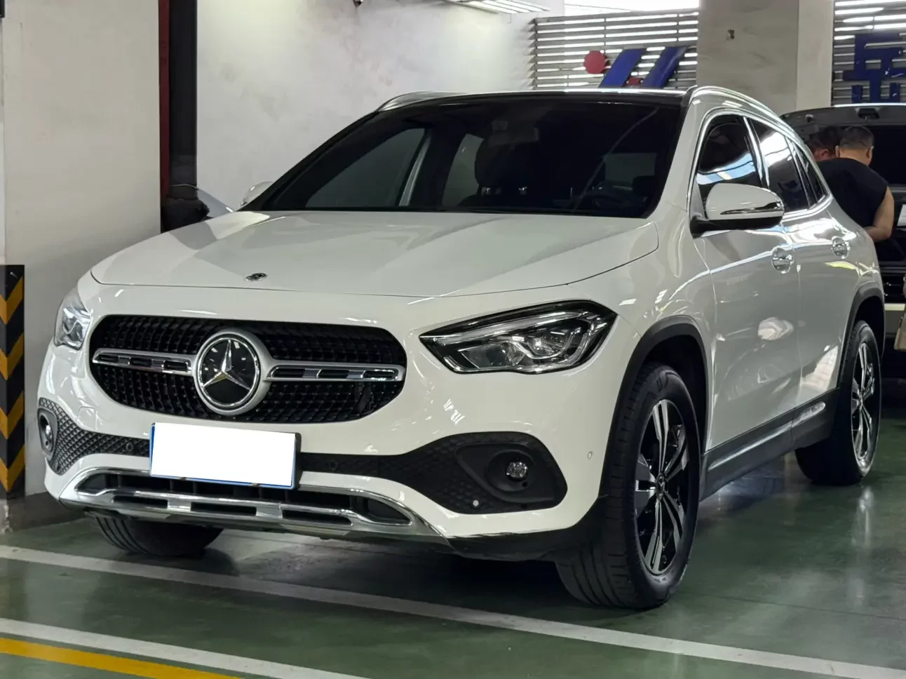 Mercedes-Benz GLA