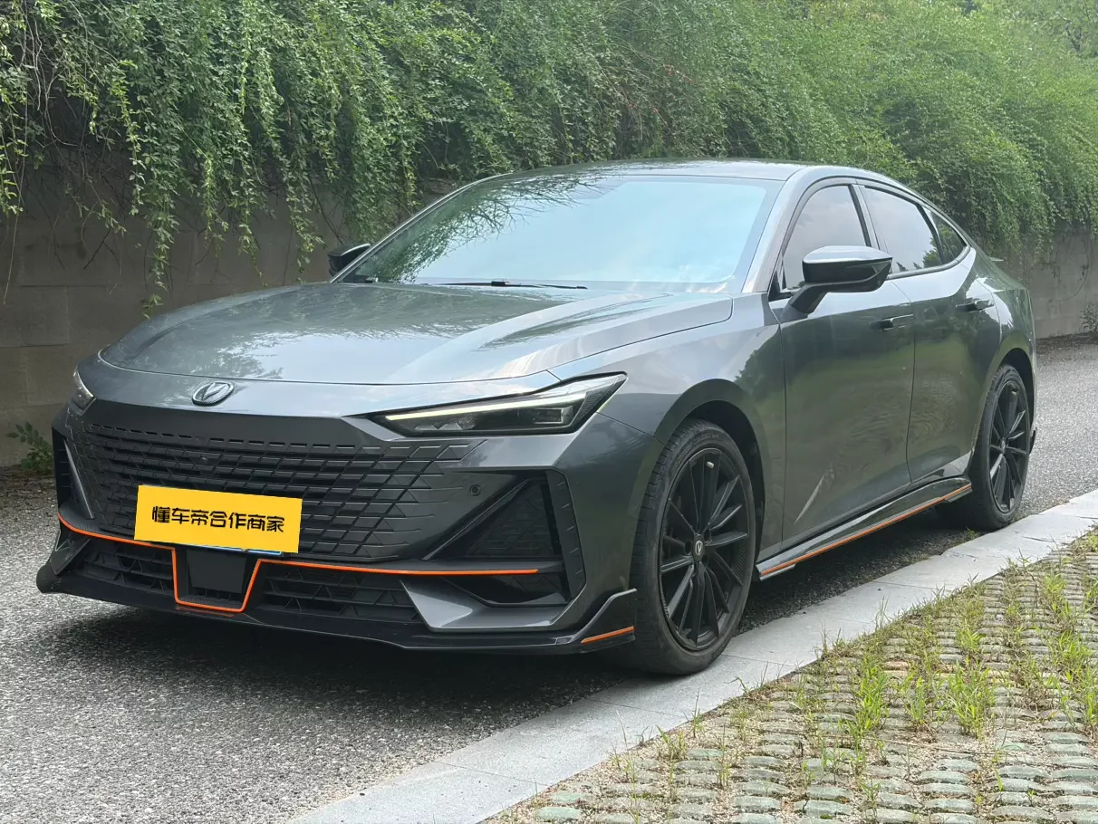 Changan UNI-V