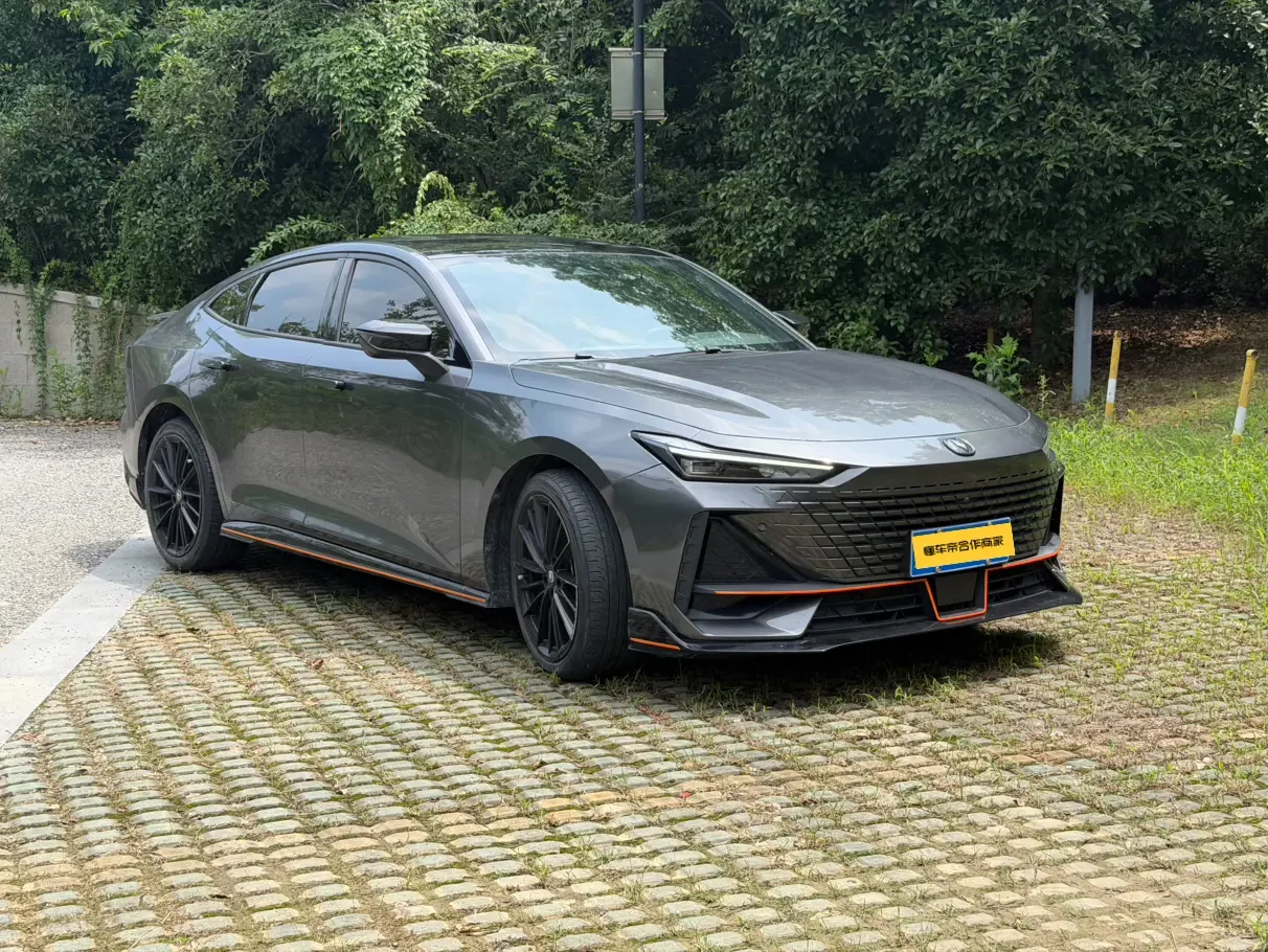 Changan UNI-V