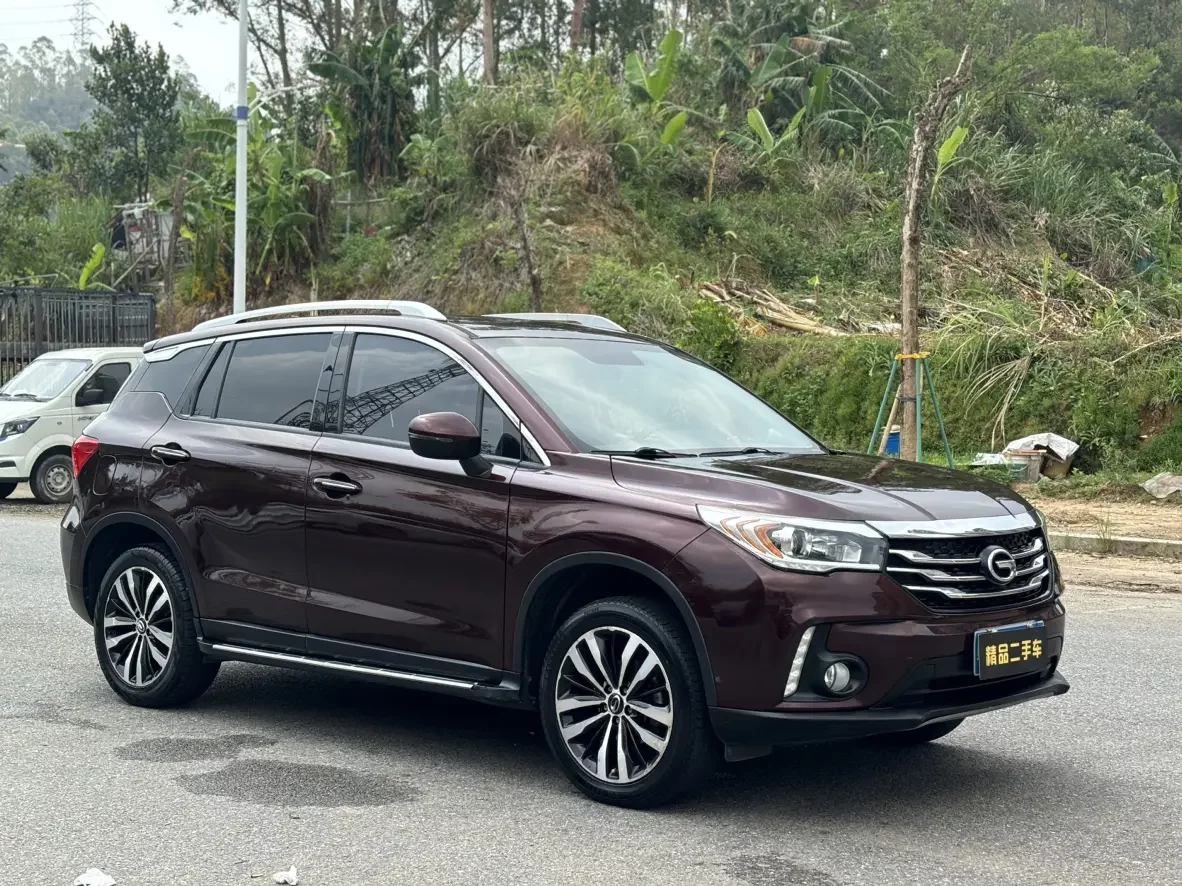 GAC Trumpchi GS4