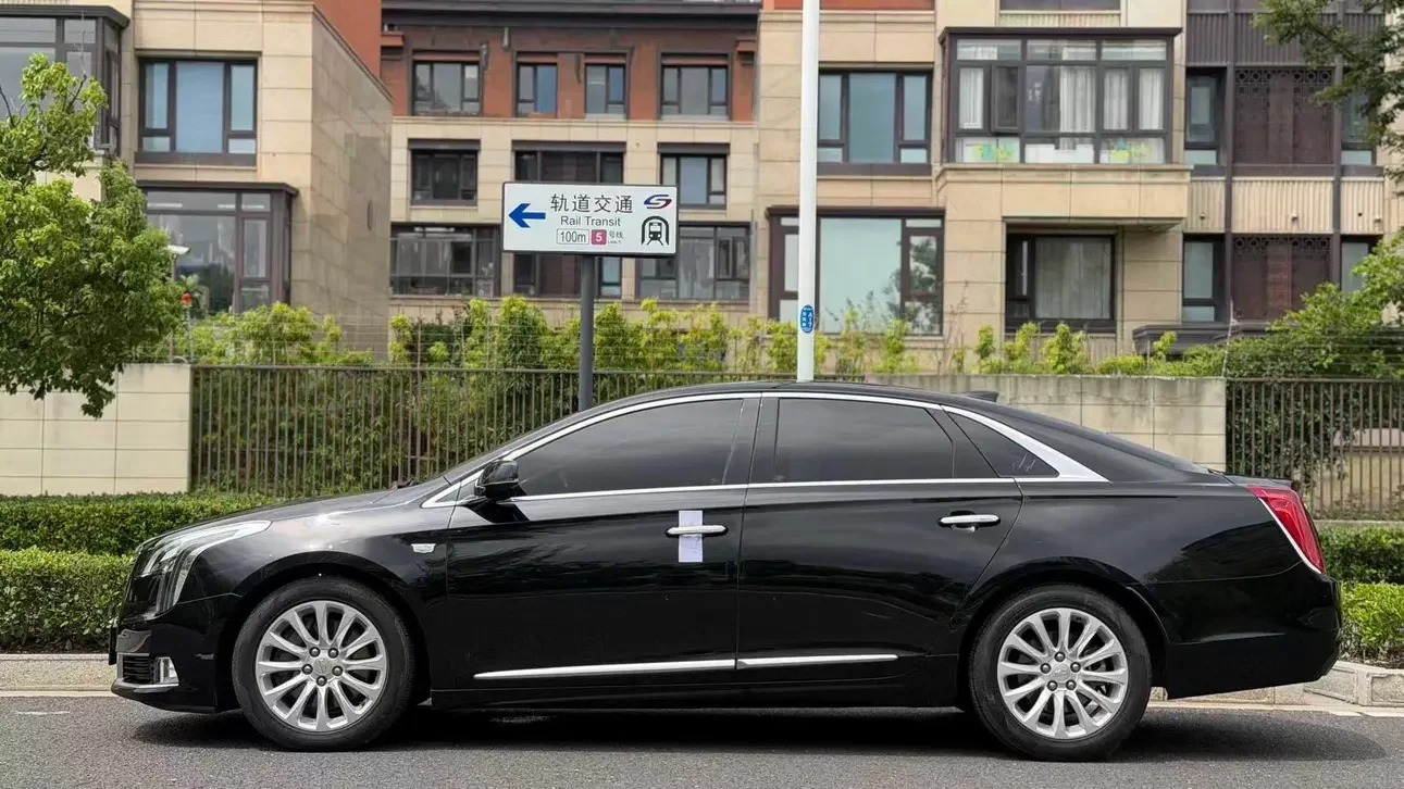 Cadillac XTS