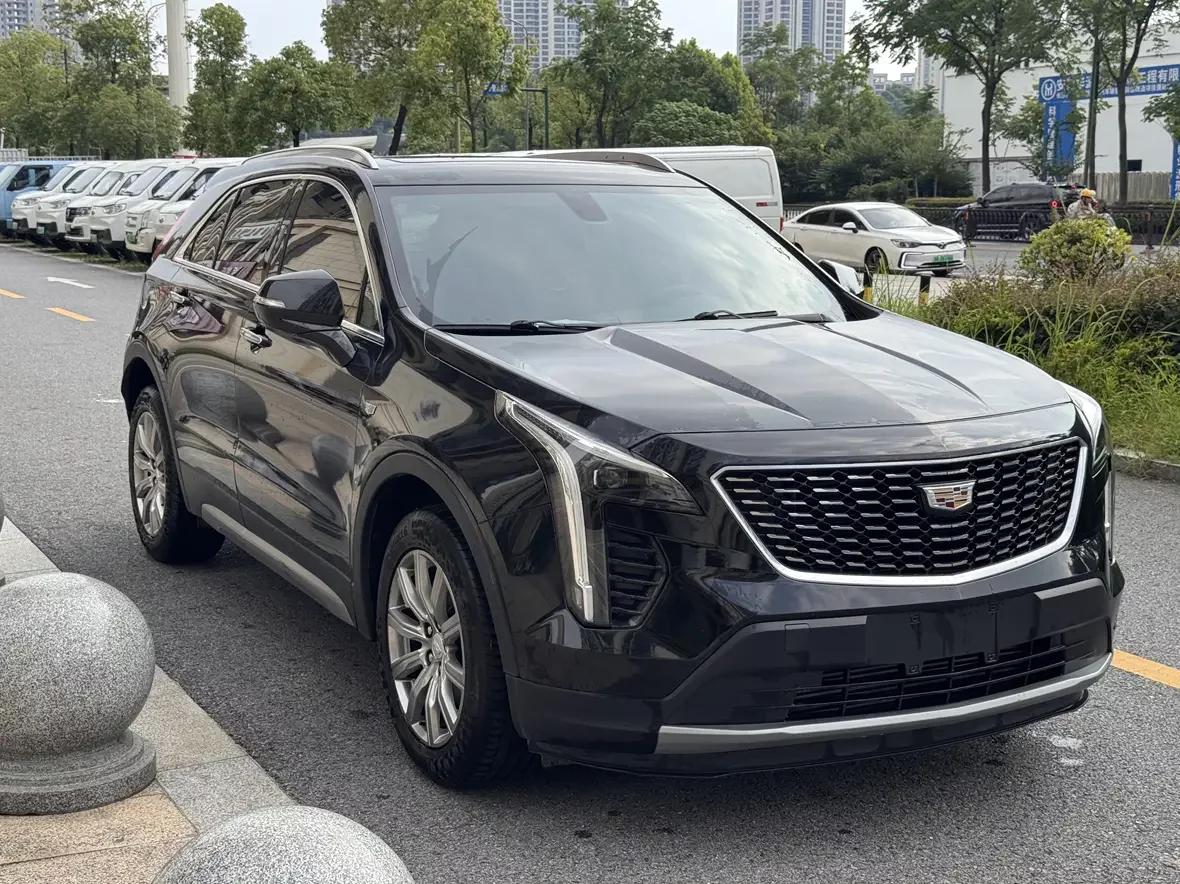 Cadillac XT4