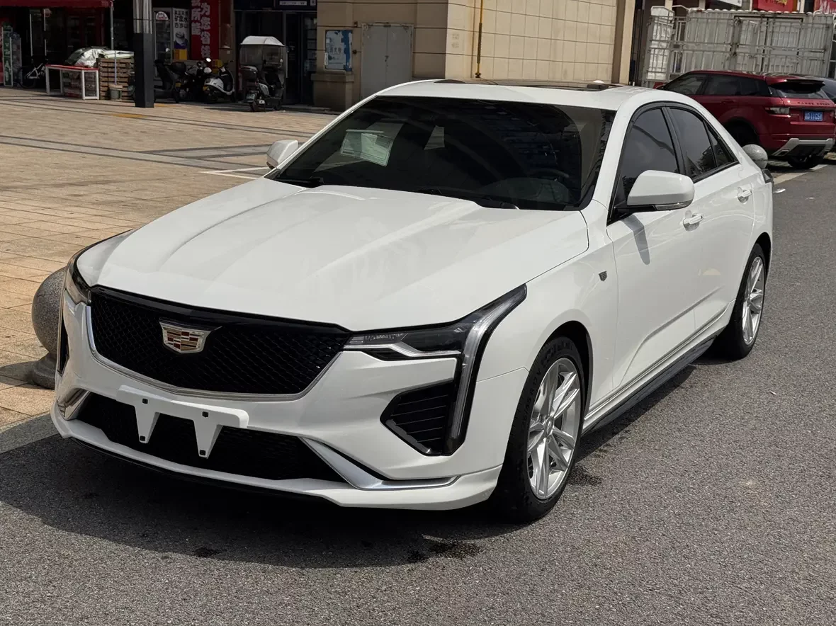 Cadillac CT4