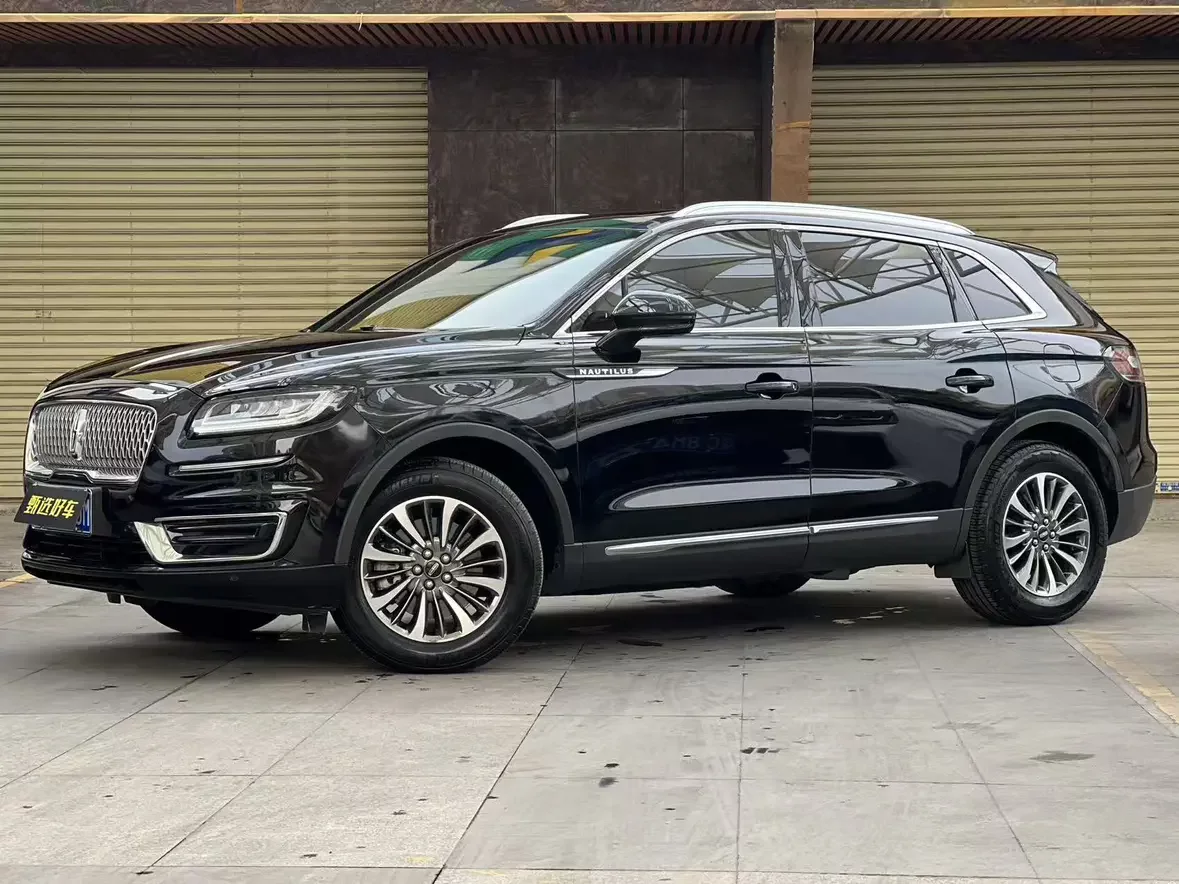 Lincoln Voyager