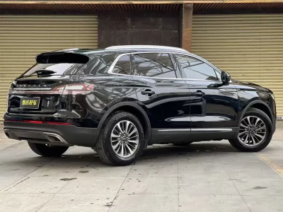Lincoln Voyager