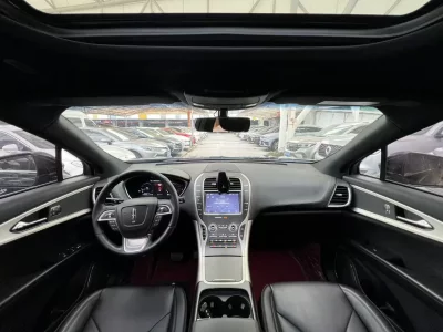 Lincoln Voyager
