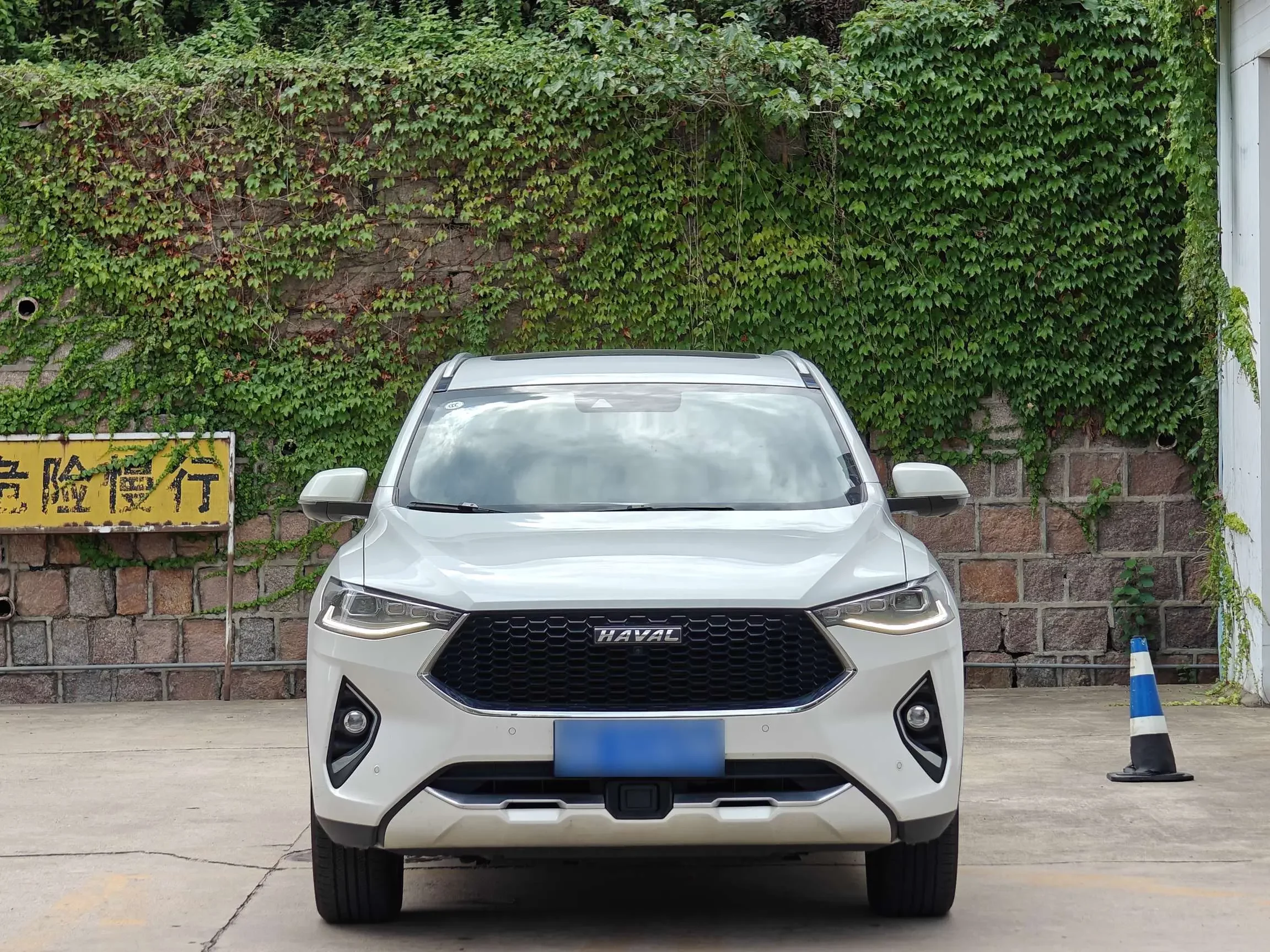 Haval F7