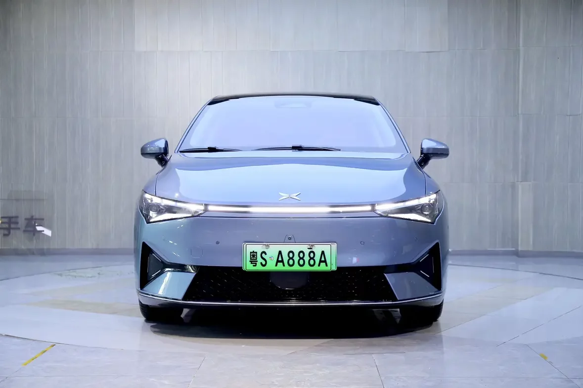 Xpeng P5