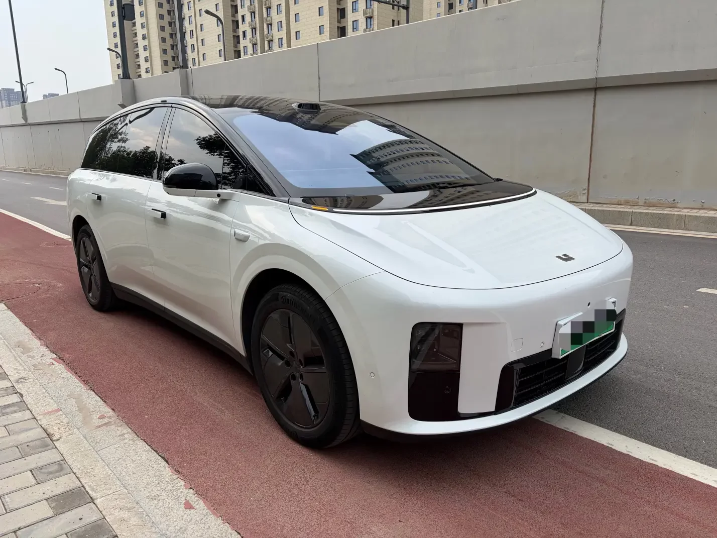 Li Ideal i8