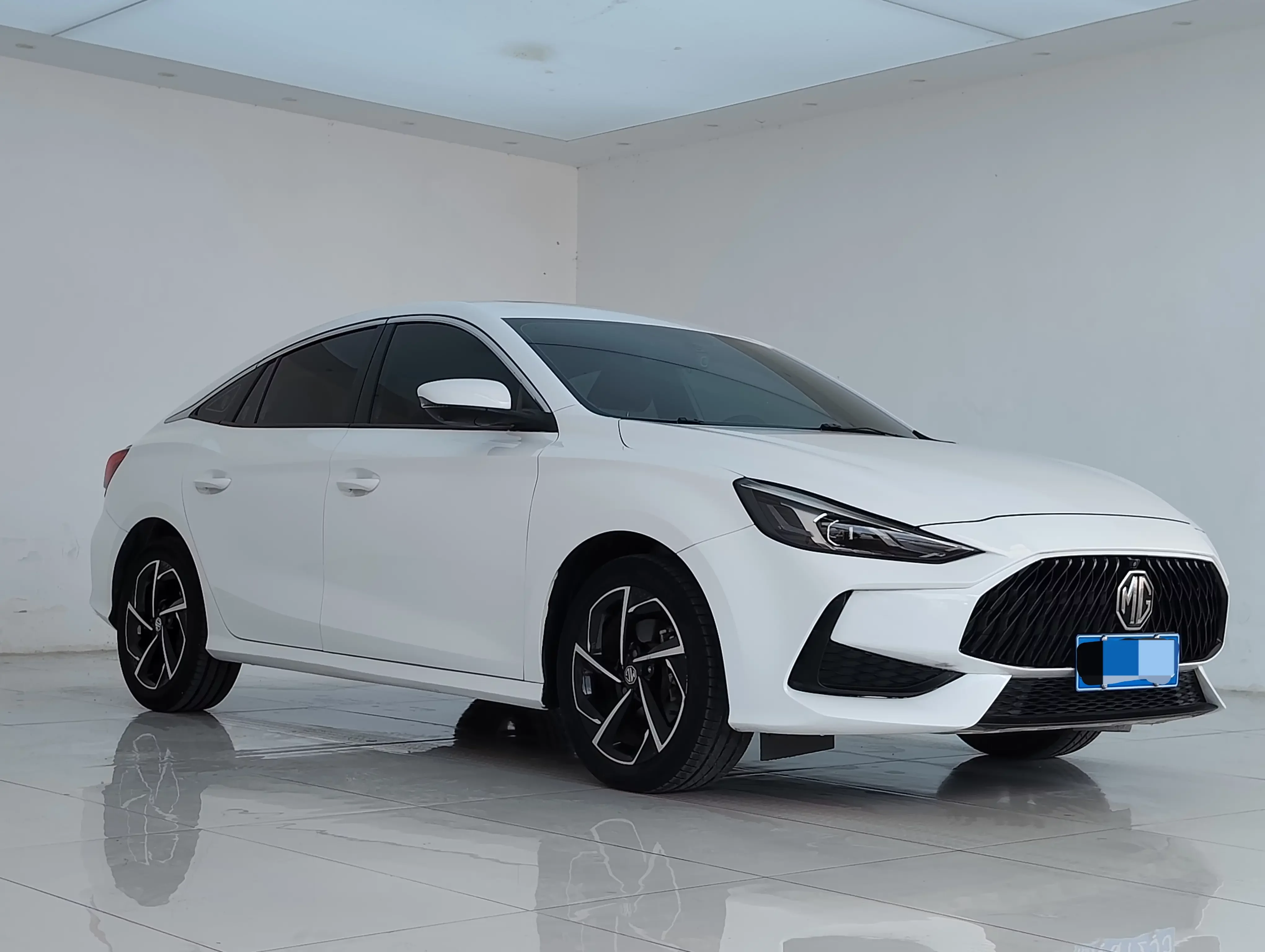 MG 5