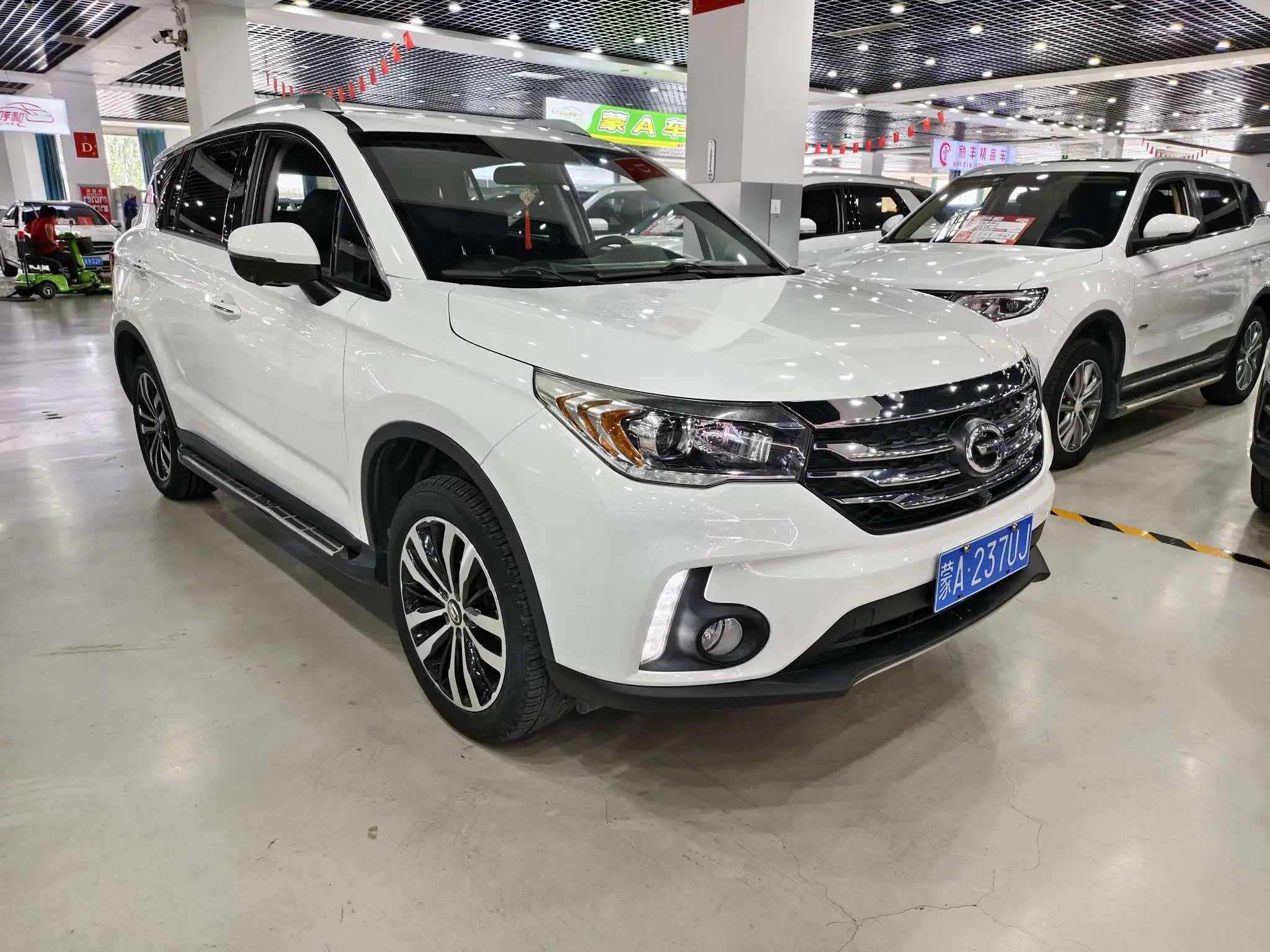 GAC Trumpchi GS4