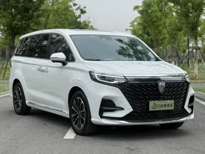 Roewe iMAX8