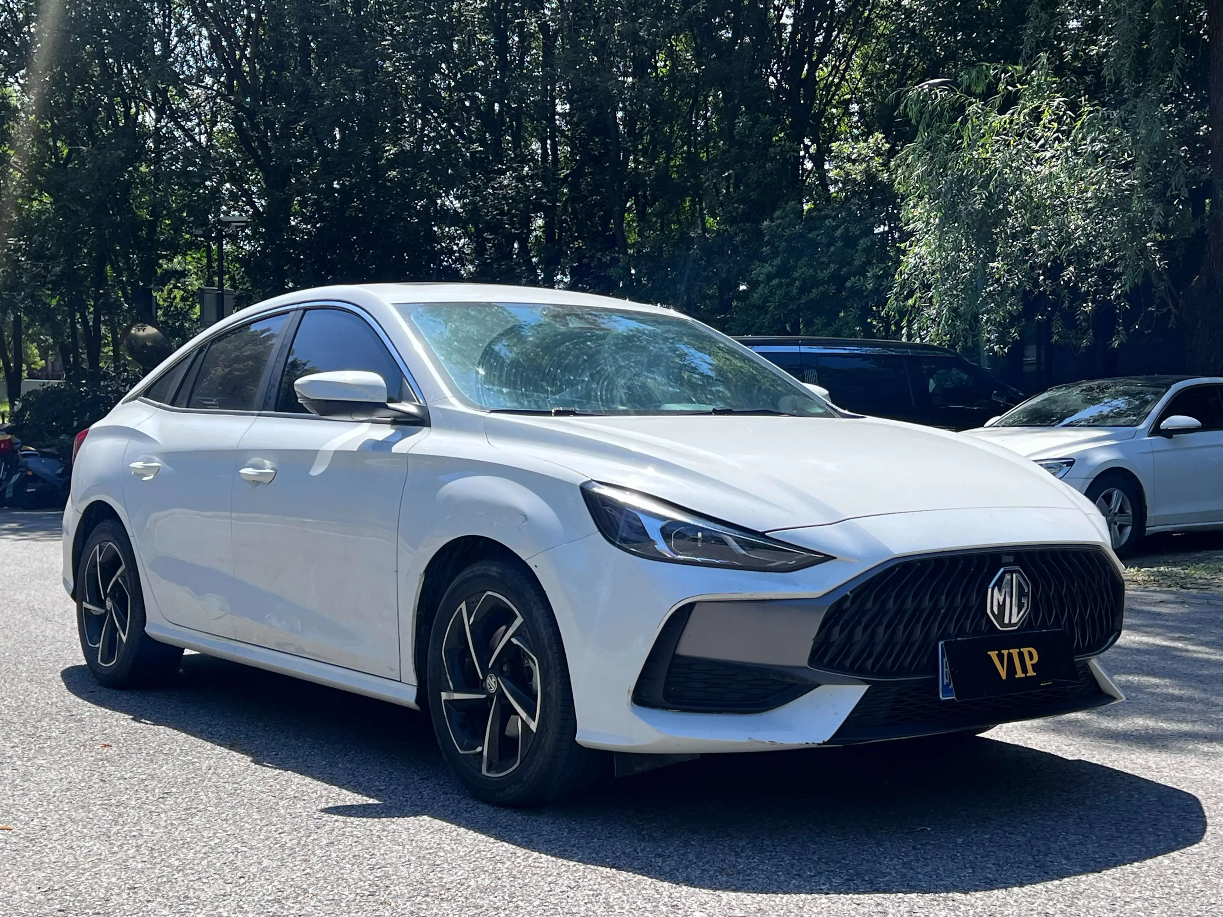 MG 5