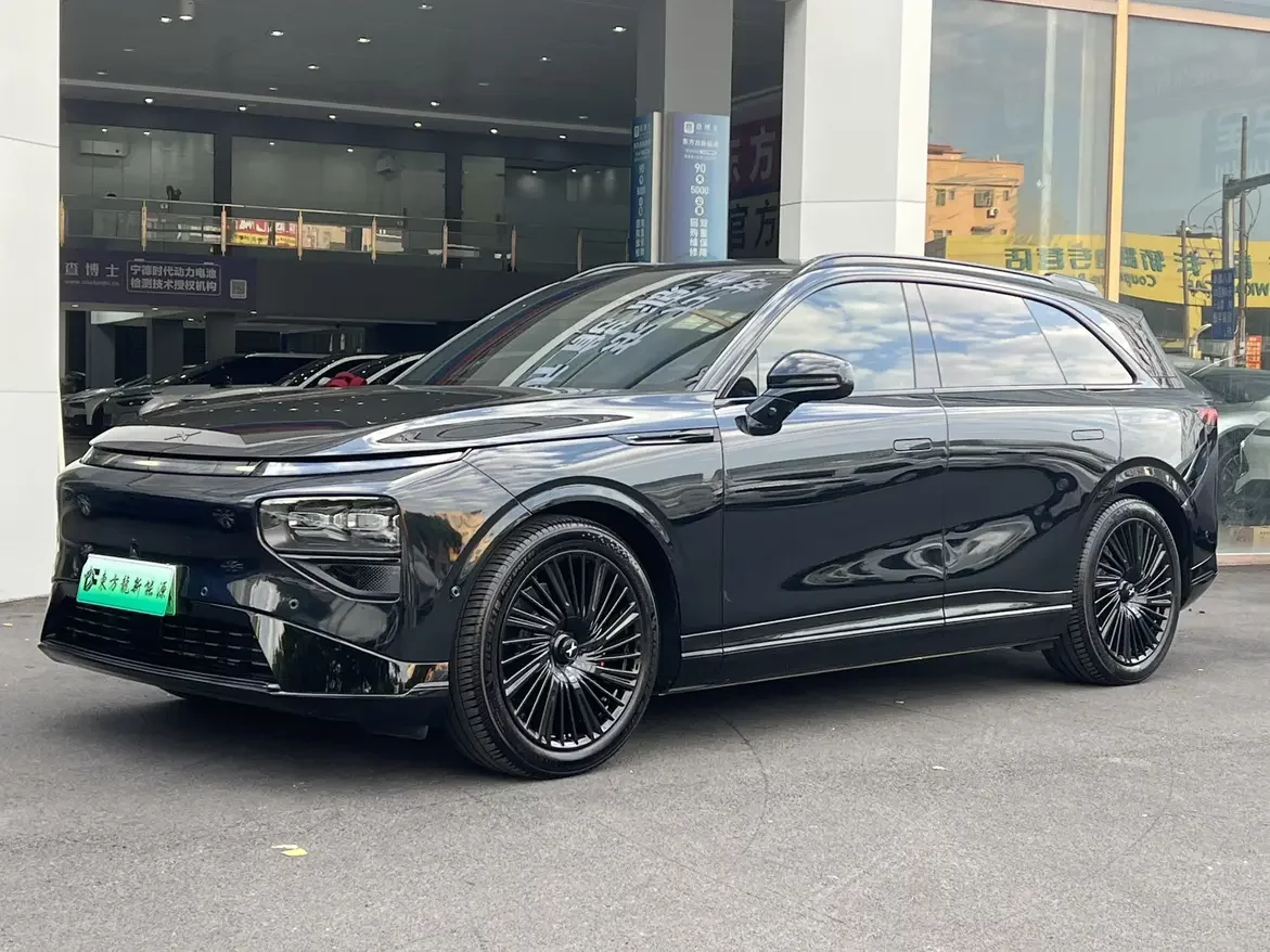 Xpeng G9