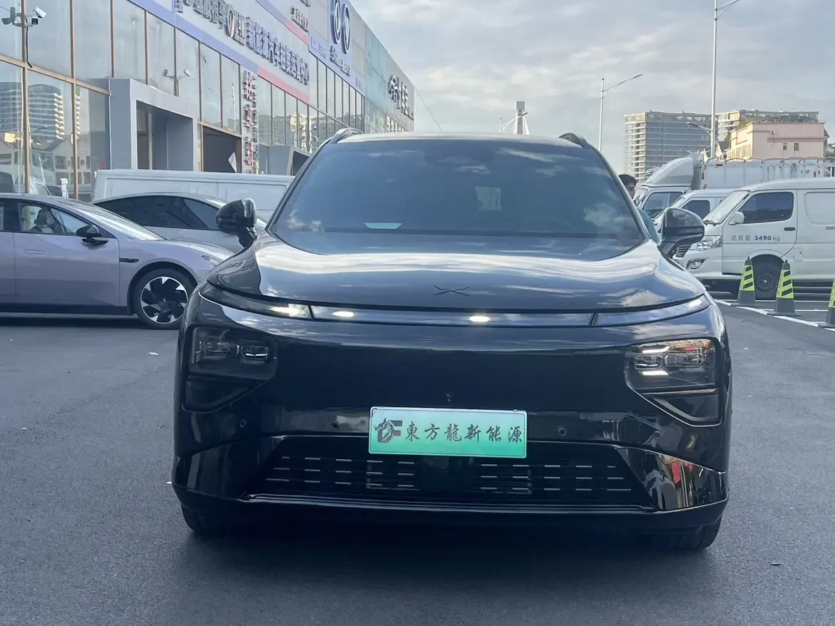 Xpeng G9