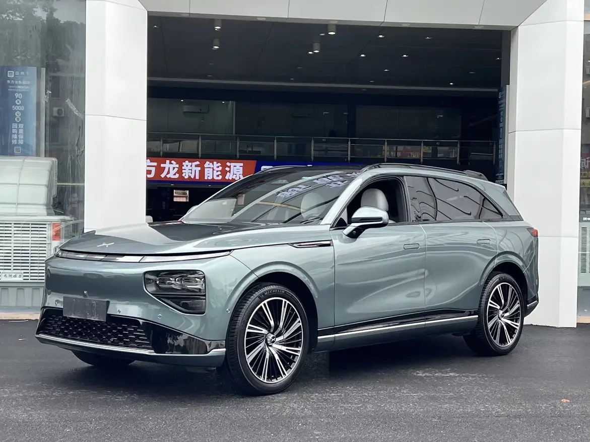 Xpeng G9
