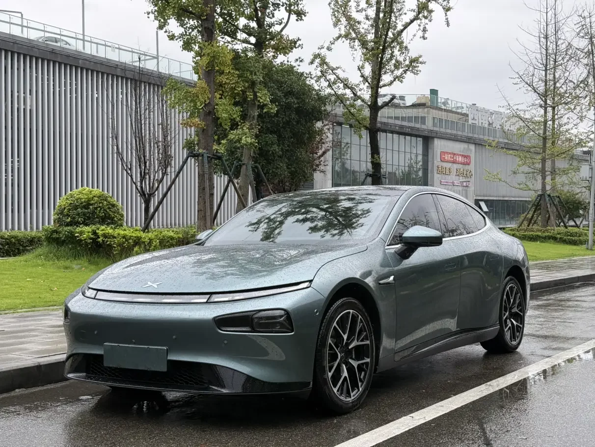 Xpeng P7