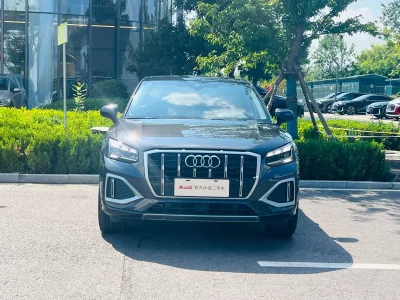 Audi Q2L