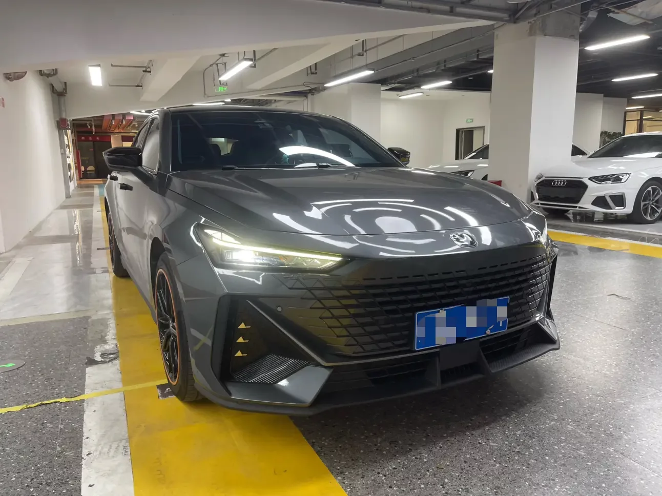 Changan UNI-V