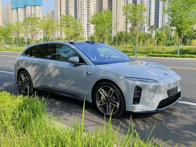 NIO ET5T