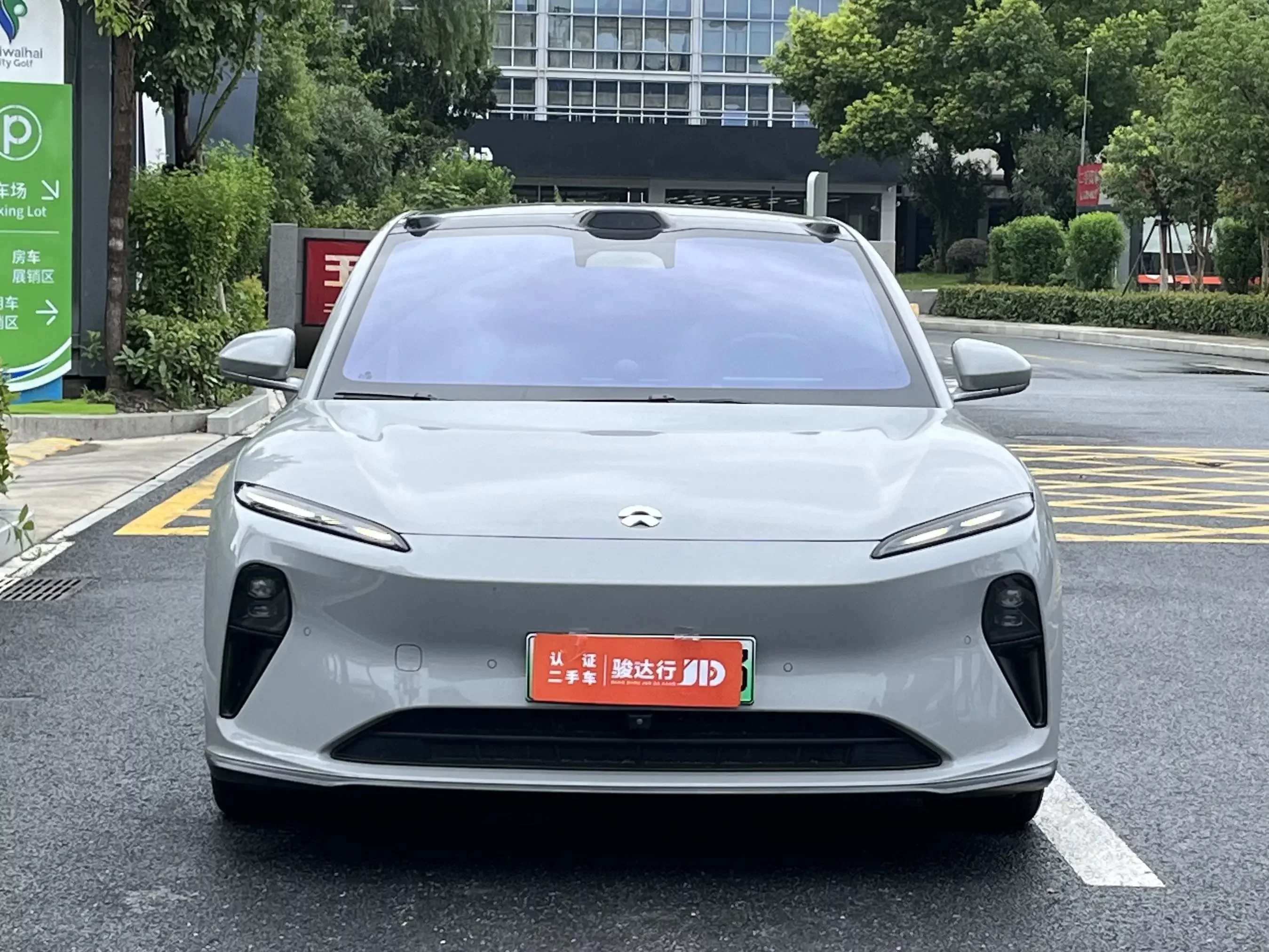 NIO ET5T
