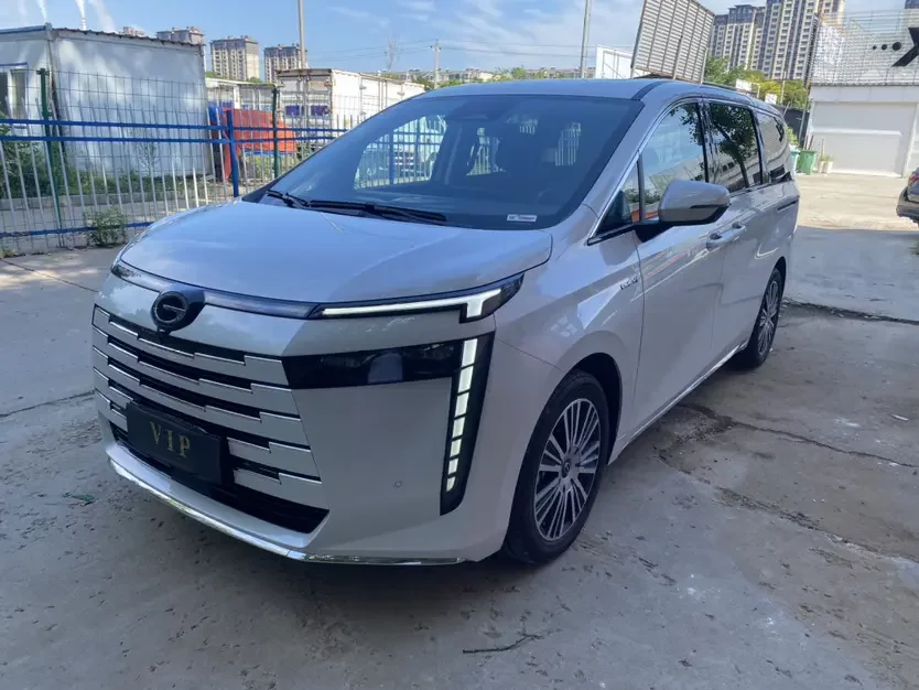 GAC Trumpchi E8 PHEV