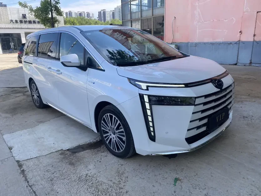 GAC Trumpchi E8 PHEV