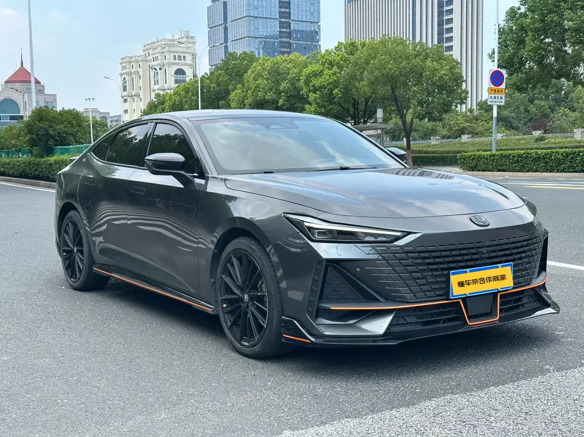 Changan UNI-V