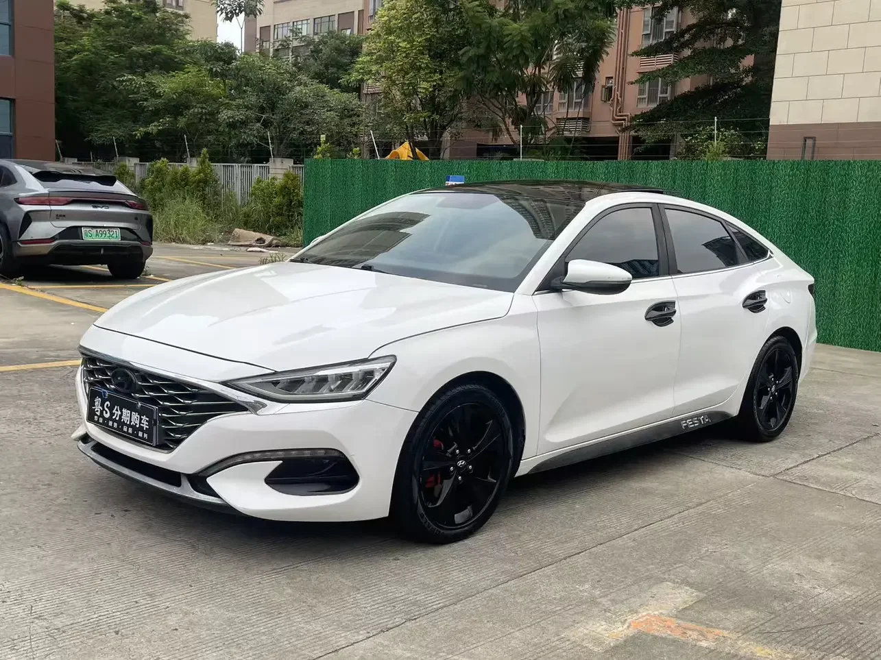 Hyundai Lafesta (Festa)