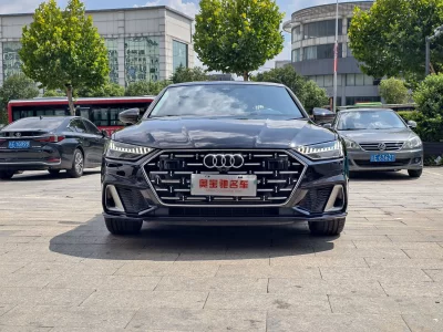 Audi A7L
