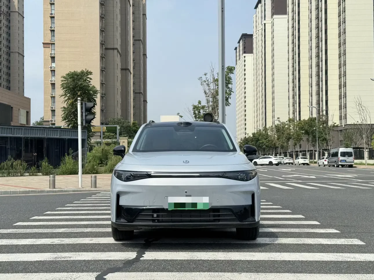 Leapmotor C16