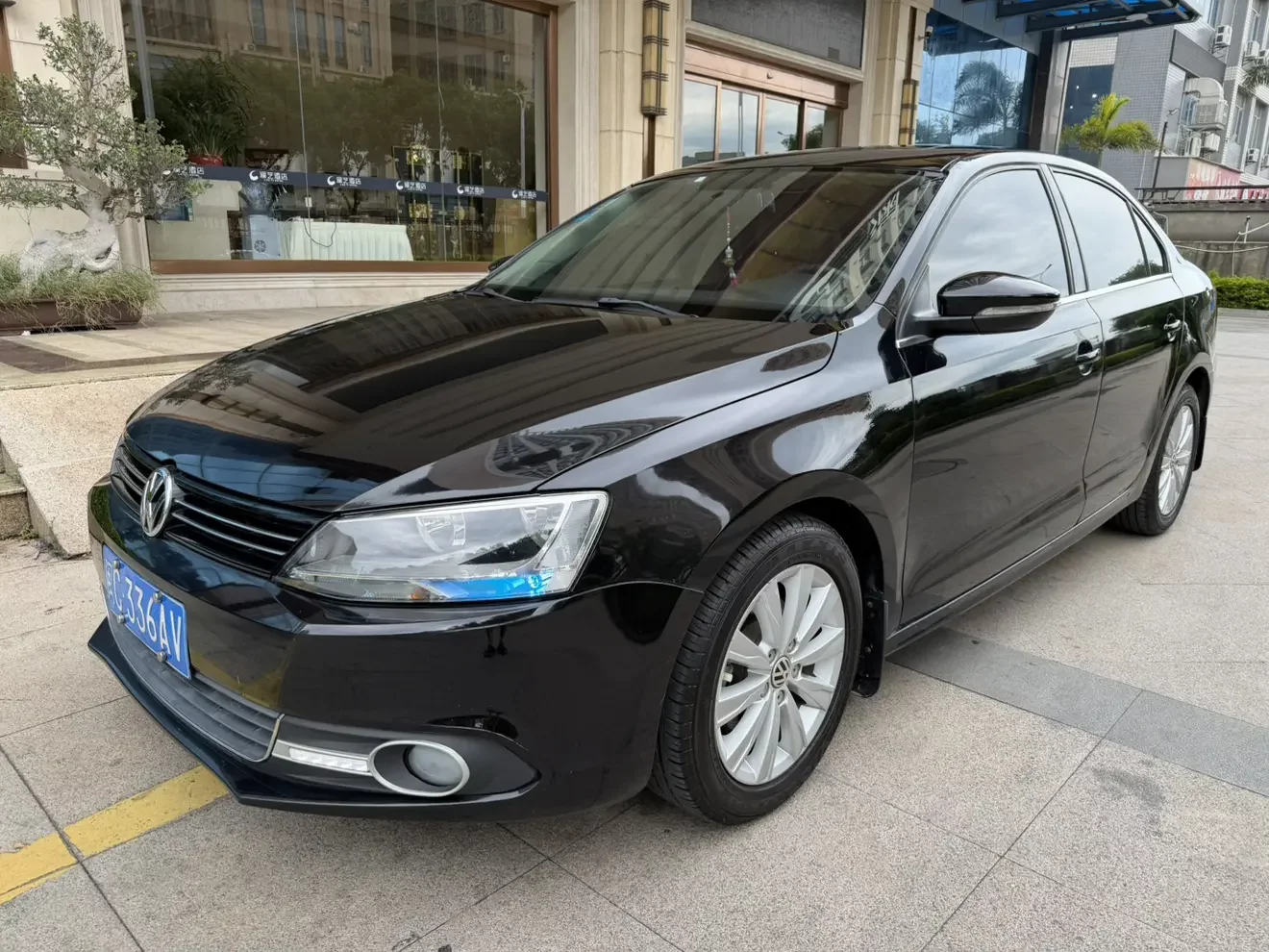 Volkswagen Sagitar