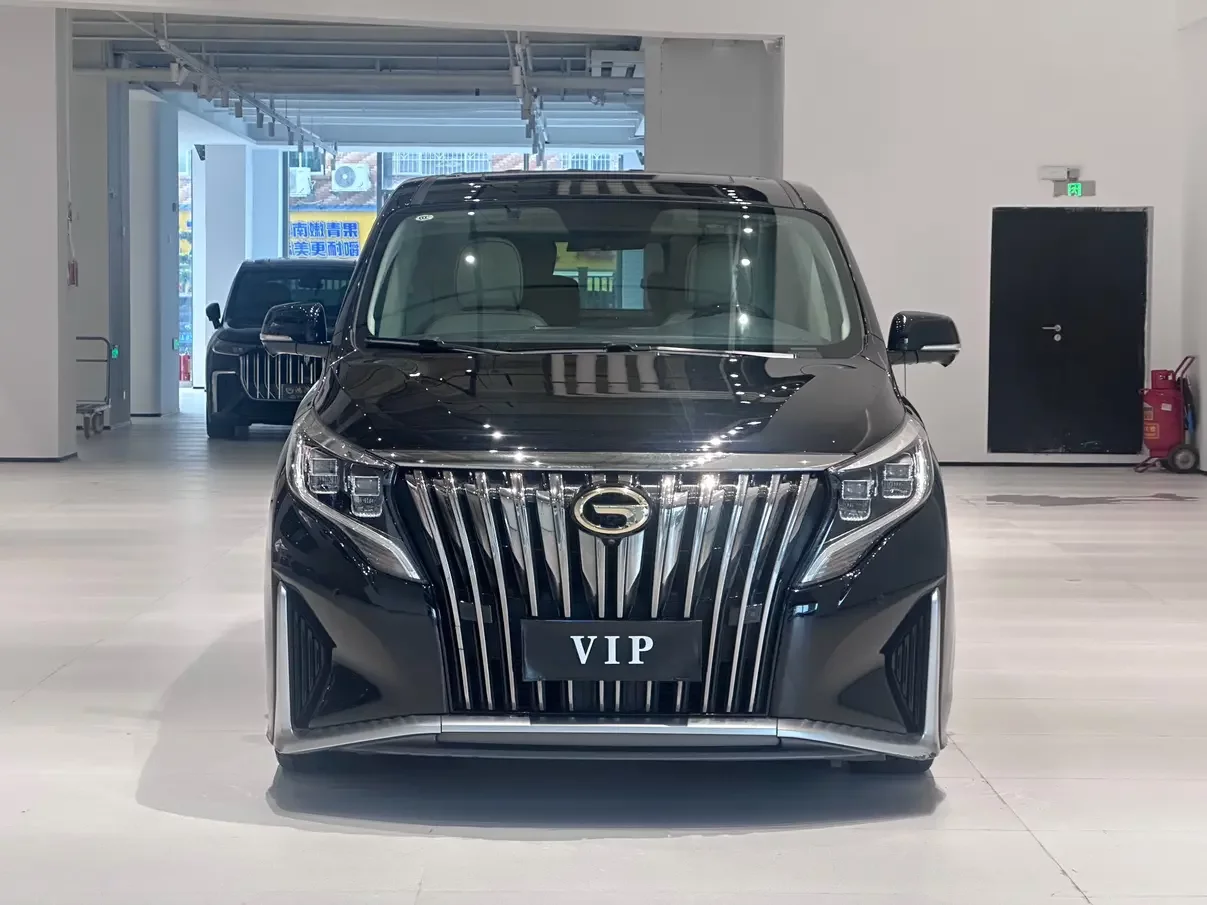 GAC Trumpchi M8