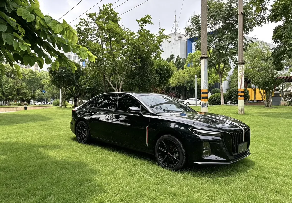 Hongqi H5