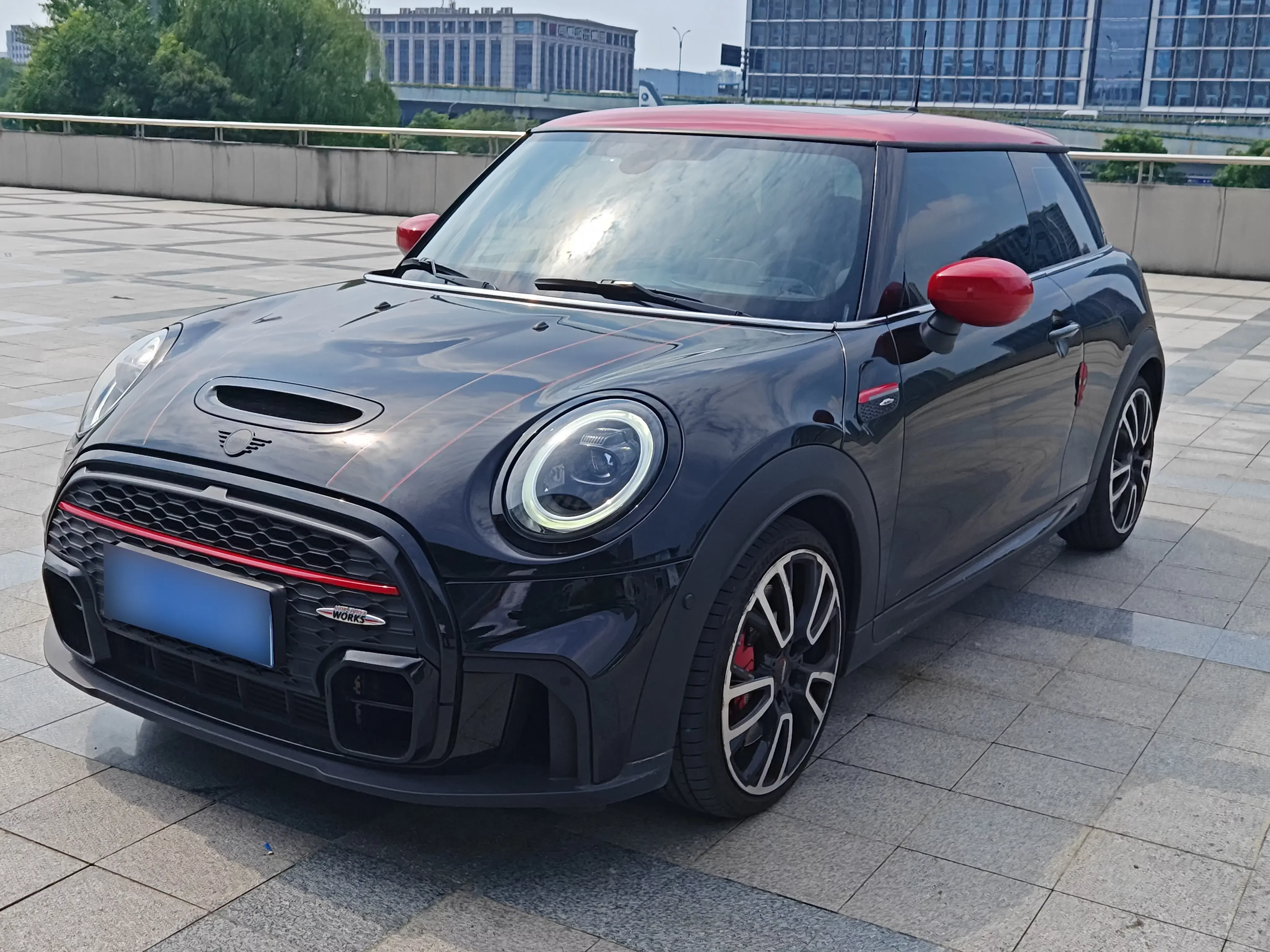 MINI JCW