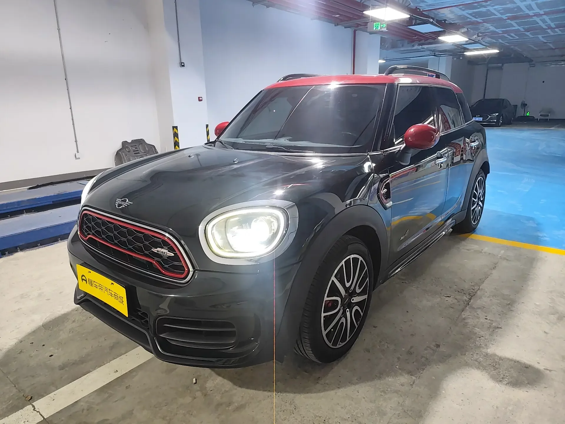 MINI JCW COUNTRYMAN