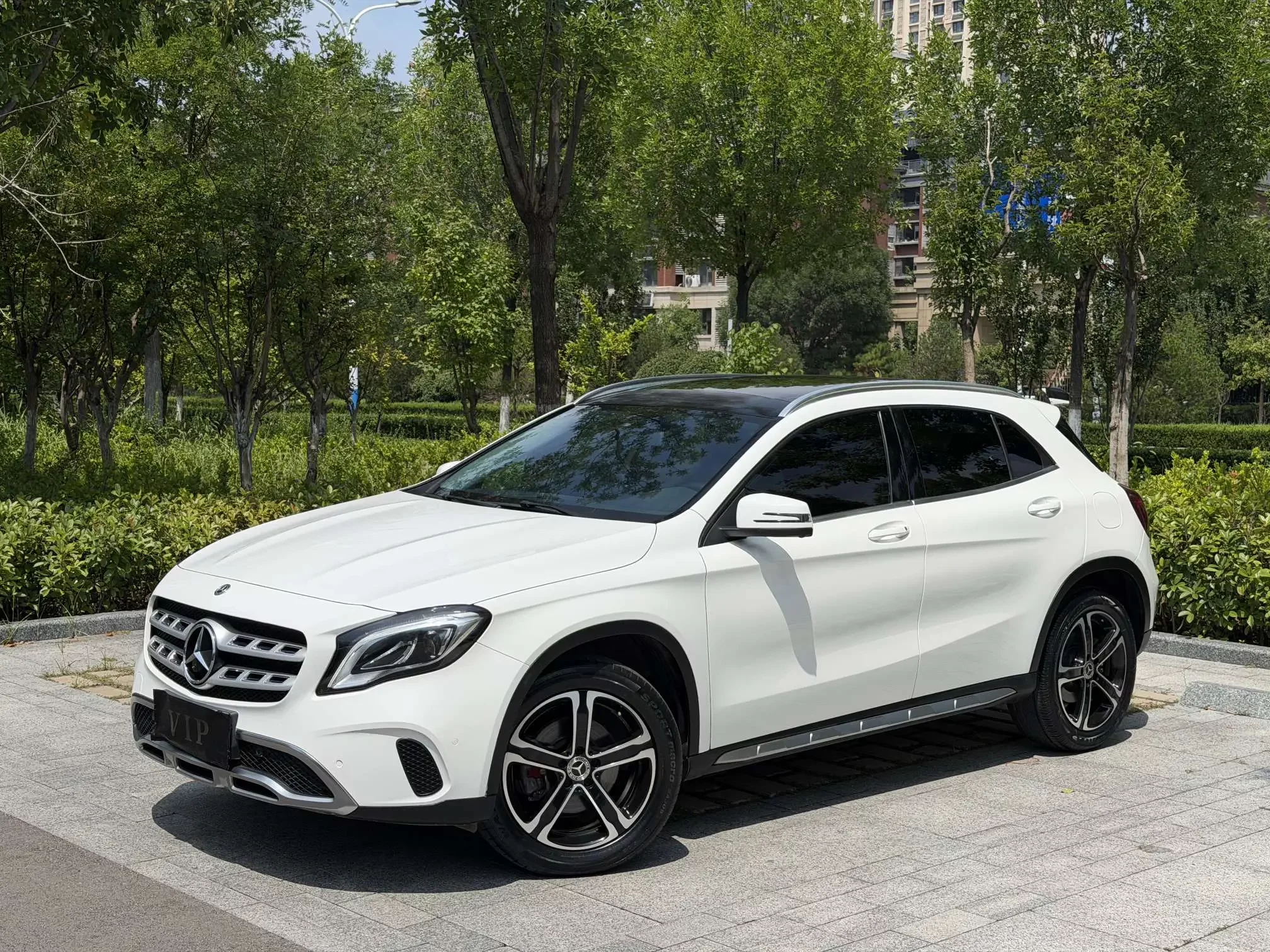 Mercedes-Benz GLA