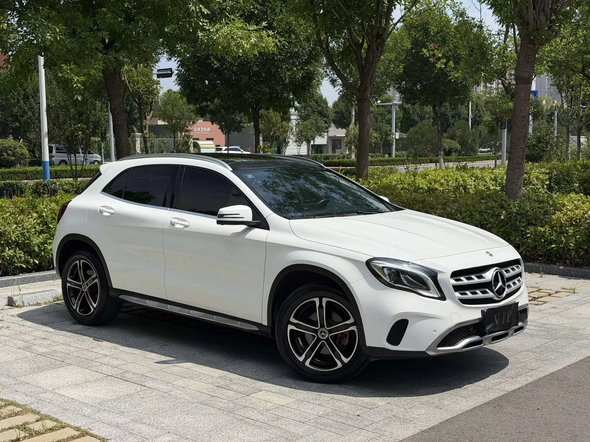 Mercedes-Benz GLA