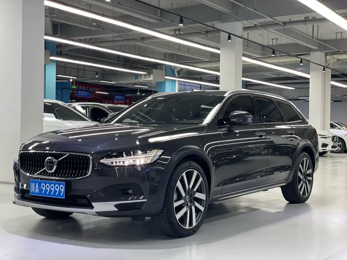 Volvo V90
