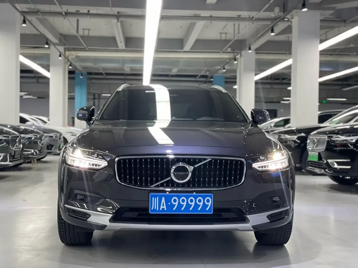 Volvo V90