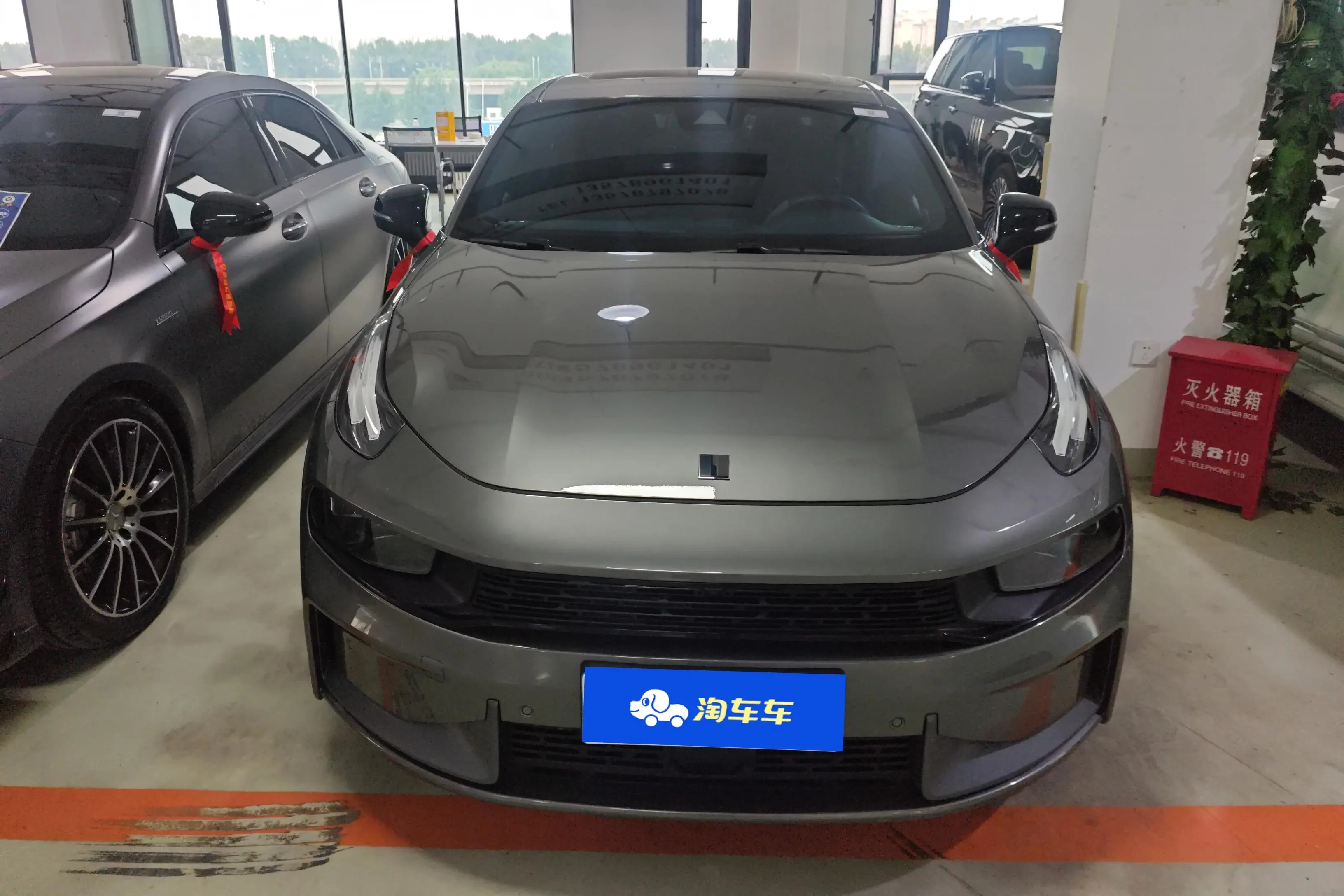 Lynk & Co 03