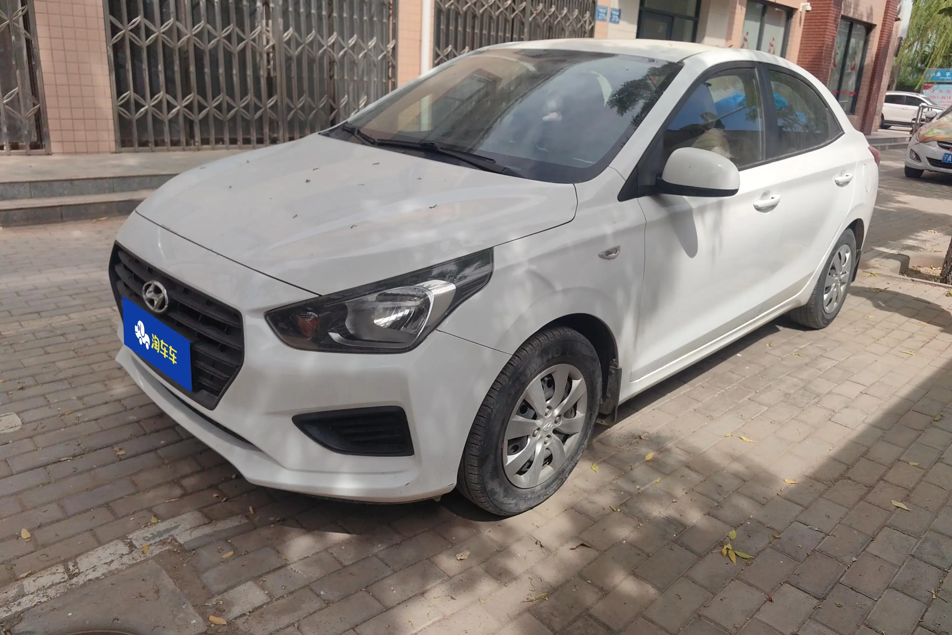 Hyundai Verna (Rena)