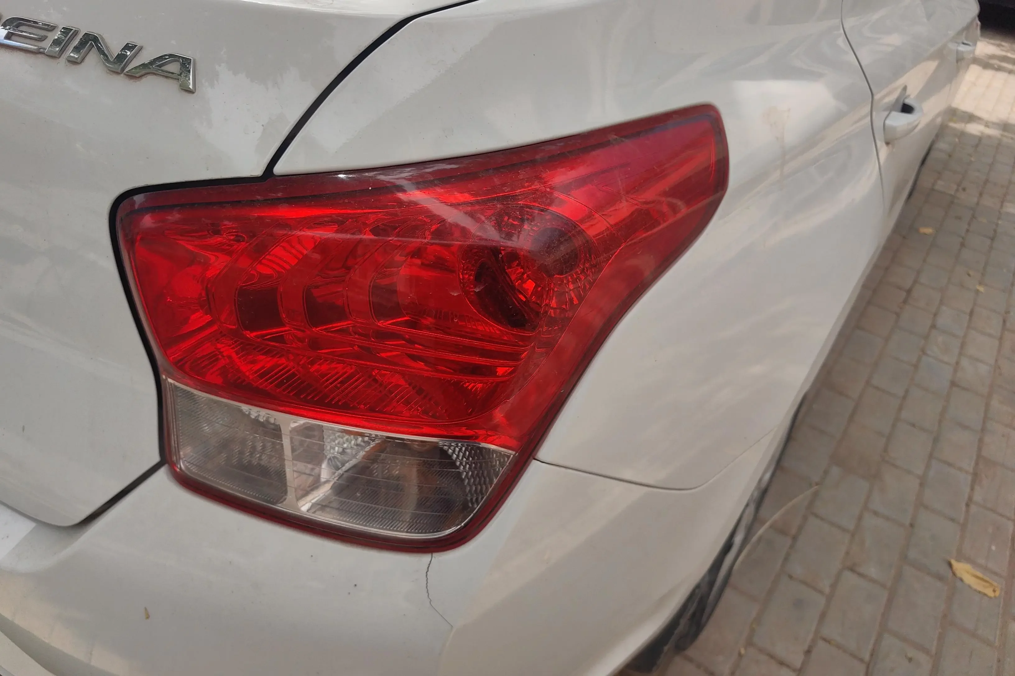 Hyundai Verna (Rena)