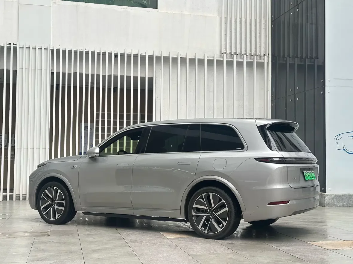 Li L9 (Ideal L9)