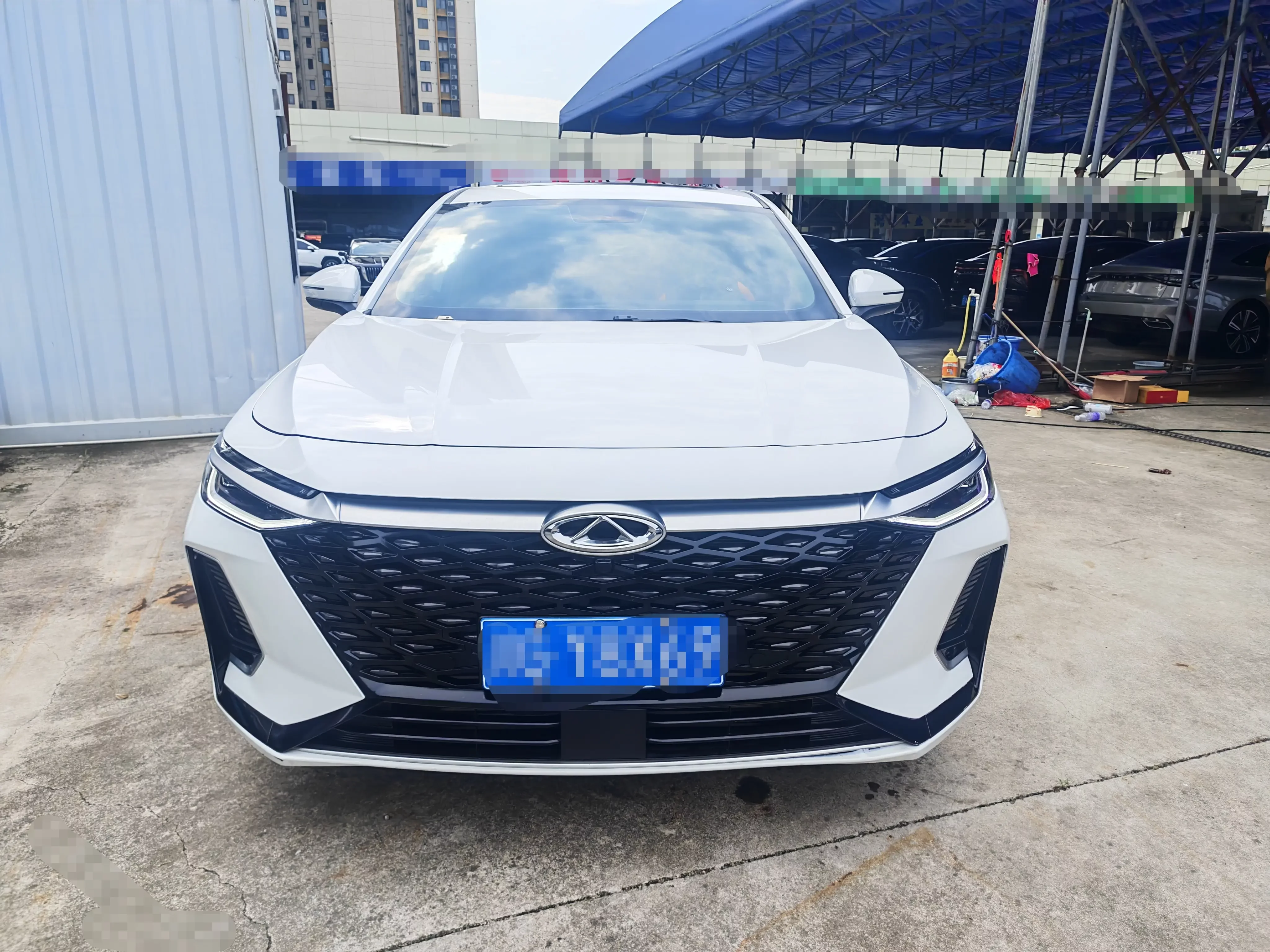 Chery Arrizo 8