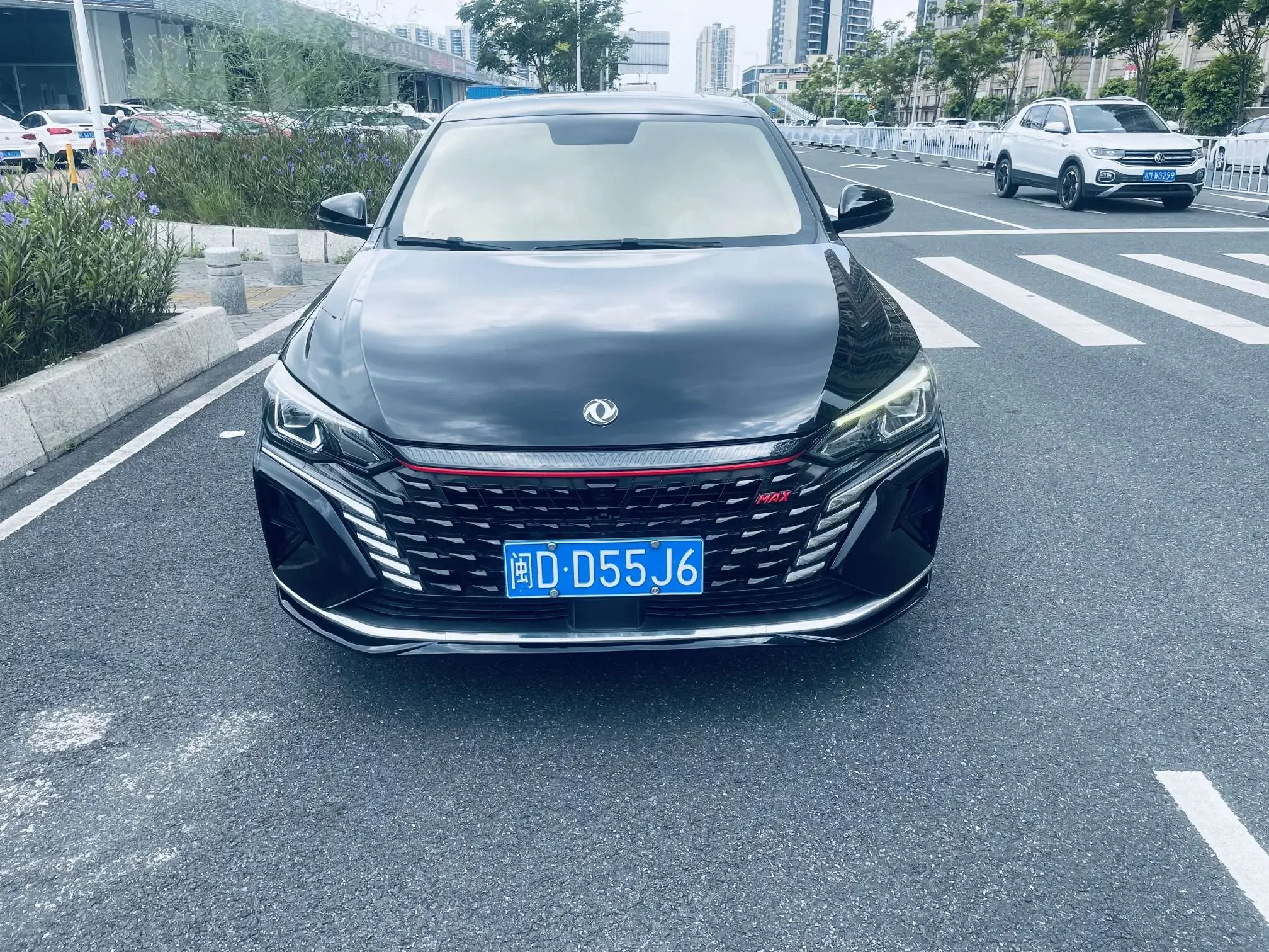 Dongfeng Yixuan MAX