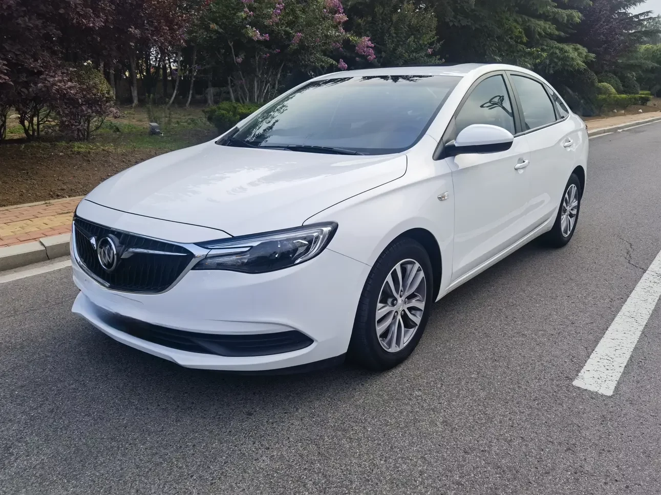 Buick Yinglang