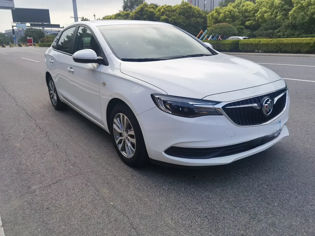 Buick Yinglang