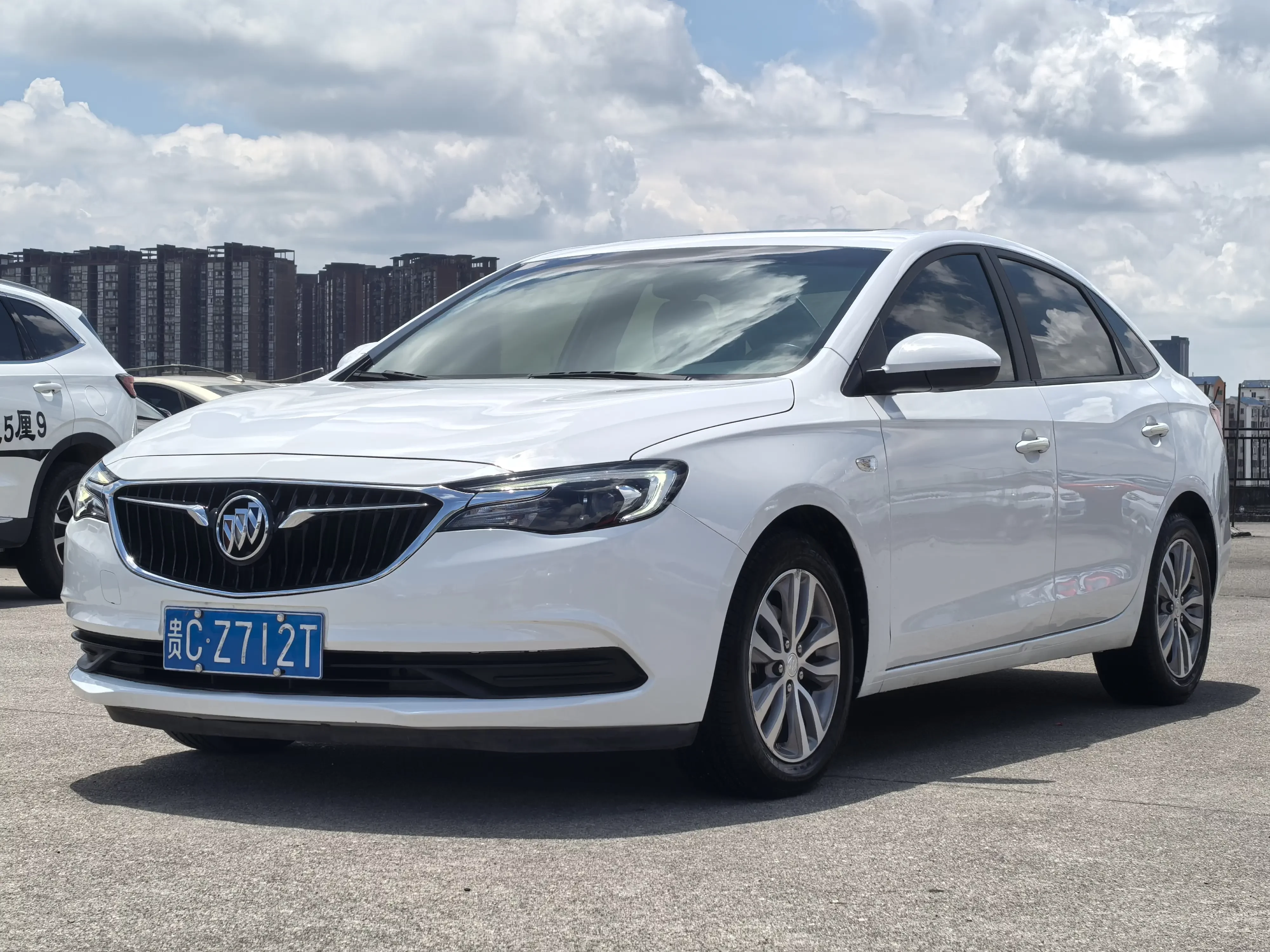 Buick Yinglang